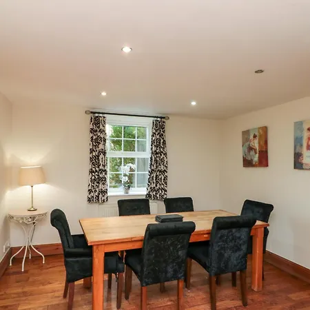 Tatil Evi The Coach House *