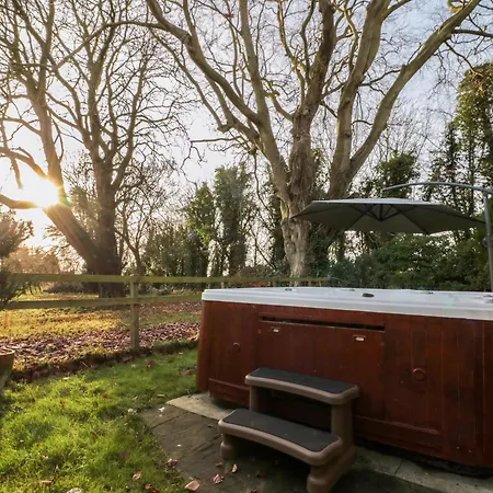 The Coach House Tatil Evi